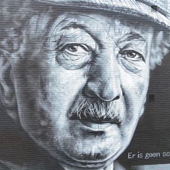 Djoels brengt warden oom tot leven in kleurrijk graffiti-kunstwerk 🌈